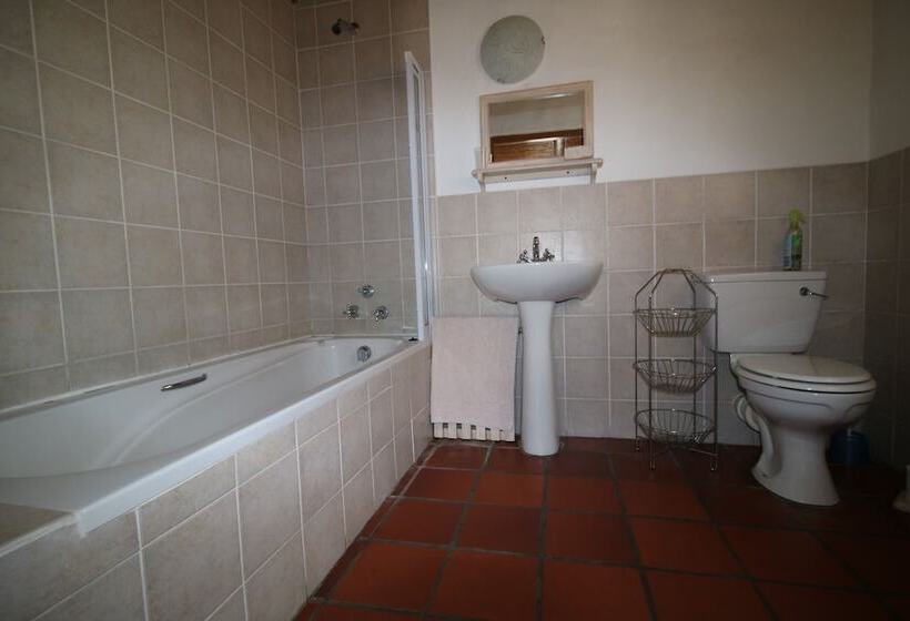 膳宿费 Baywatch Guest House