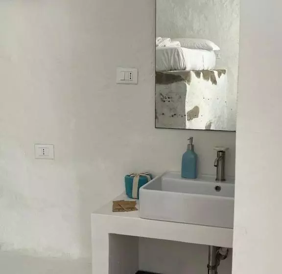 ベッドアンドブレックファースト La Casa Del Nespolo   Exclusive Country Suites   Seaview Pool & Self Check In
