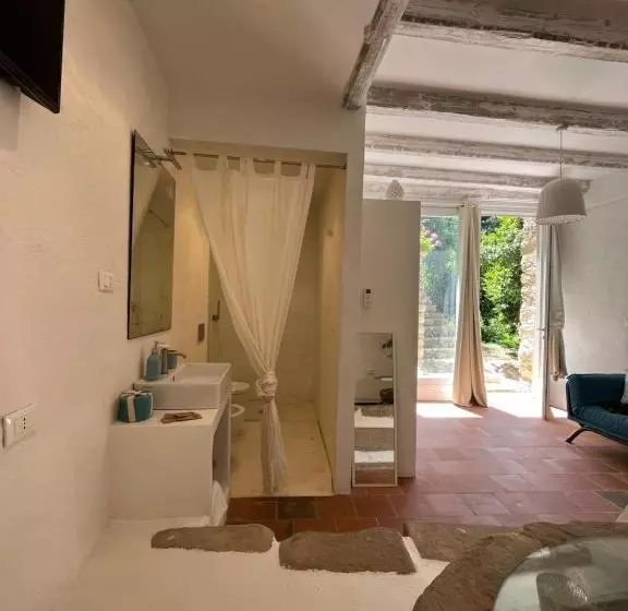 ベッドアンドブレックファースト La Casa Del Nespolo   Exclusive Country Suites   Seaview Pool & Self Check In