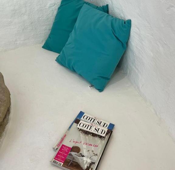 Bed and Breakfast La Casa Del Nespolo Exclusive Country Suites Seaview Pool & Self Check In