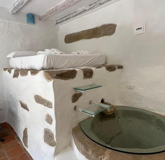 Bed and Breakfast La Casa Del Nespolo Exclusive Country Suites Seaview Pool & Self Check In