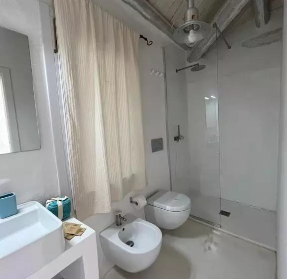 ベッドアンドブレックファースト La Casa Del Nespolo   Exclusive Country Suites   Seaview Pool & Self Check In