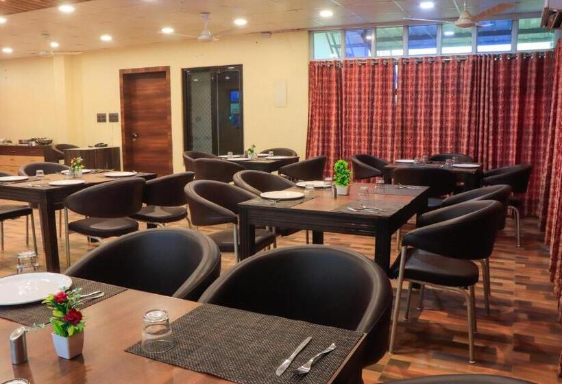 Hotel Hillcrest Palace