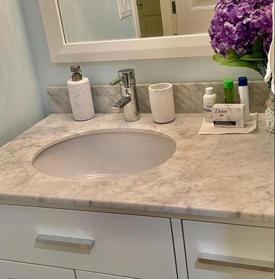 پانسیون Divine Homes