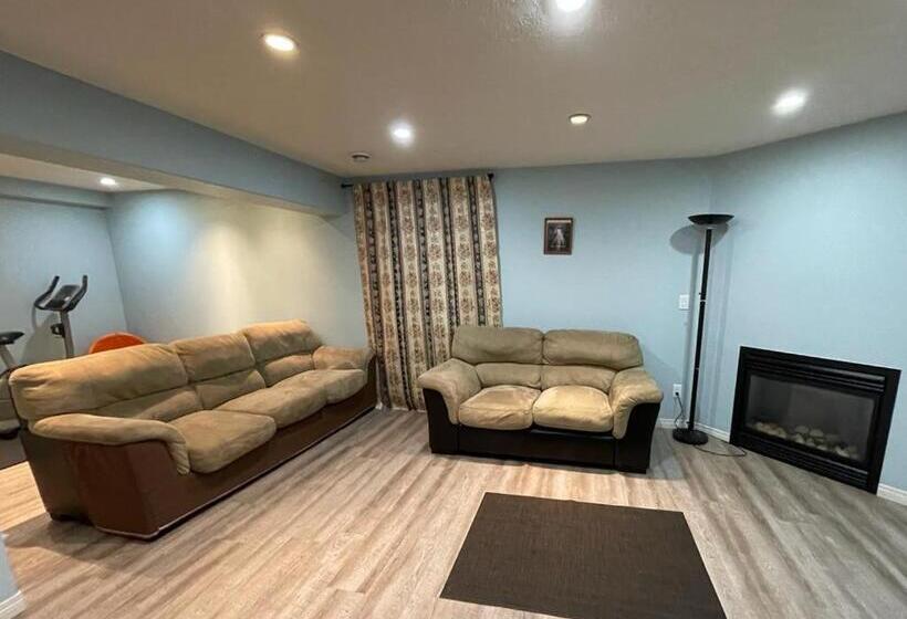 پانسیون Divine Homes