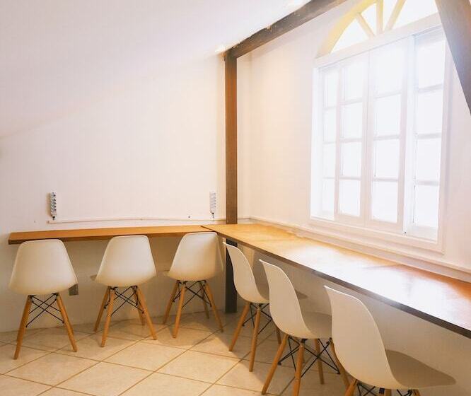 Sea Wolf Hostel   Lagoa Da Conceição