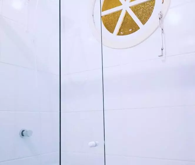 Sea Wolf Hostel   Lagoa Da Conceição