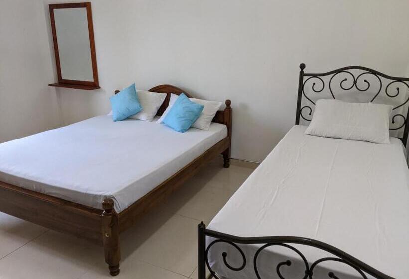 فندق صغير Nin Resort