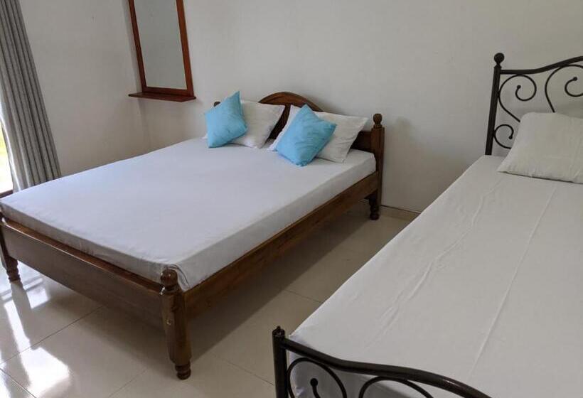 فندق صغير Nin Resort