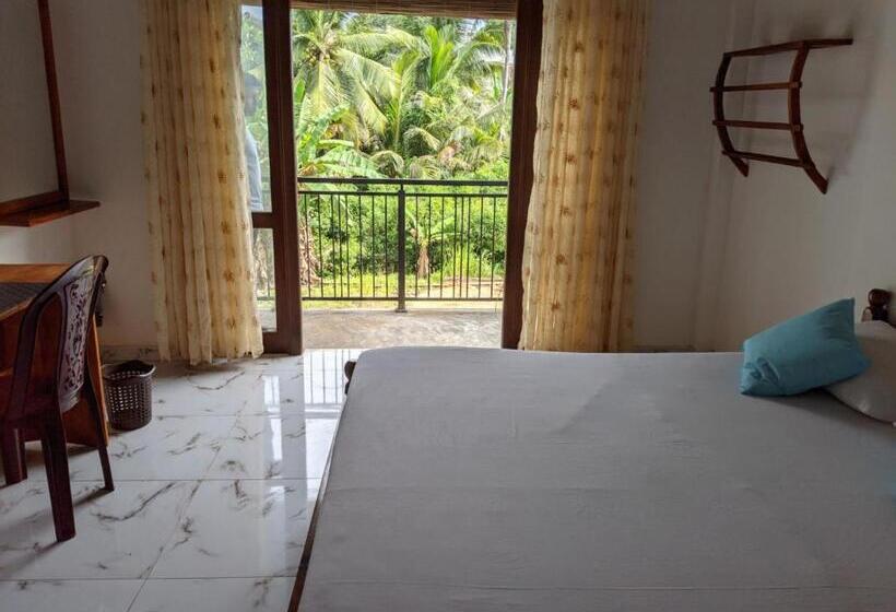 فندق صغير Nin Resort