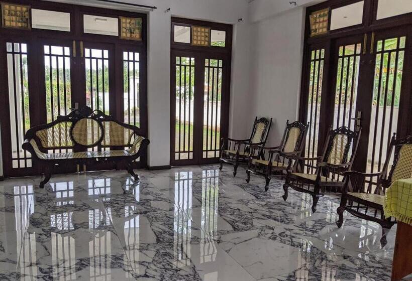 فندق صغير Nin Resort