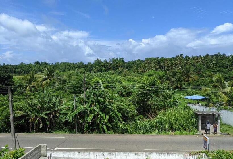 فندق صغير Nin Resort