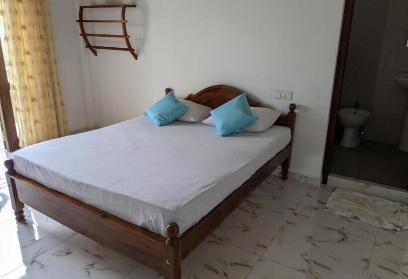 فندق صغير Nin Resort