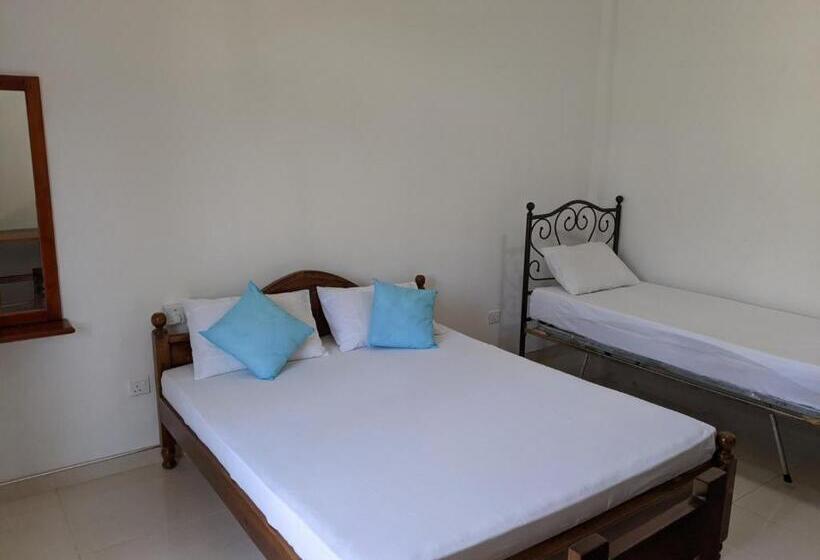 فندق صغير Nin Resort