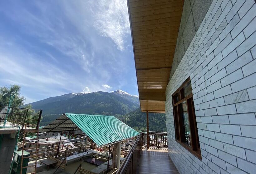 Ostello Vashishth X One Light Stays