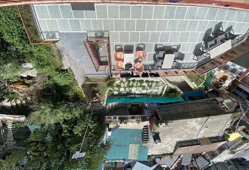 Ostello Vashishth X One Light Stays