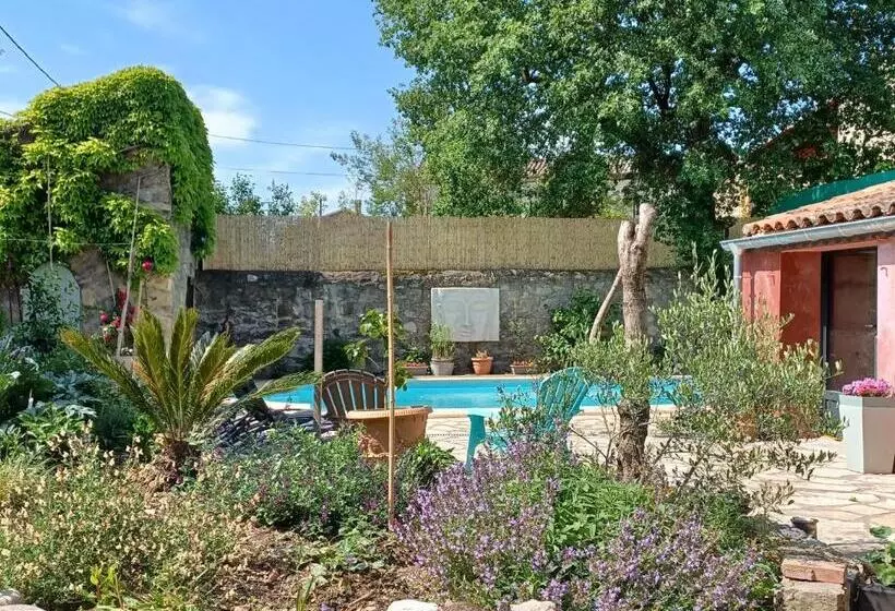 ベッドアンドブレックファースト Shanti Home