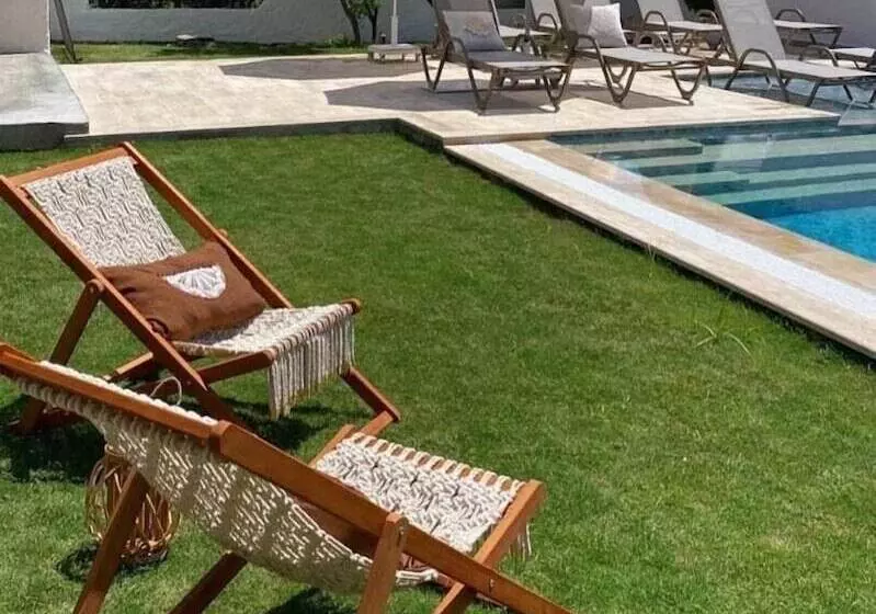 Hotelli Hatica By Fora Alaçatı