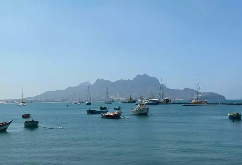هتل Mansa Marina