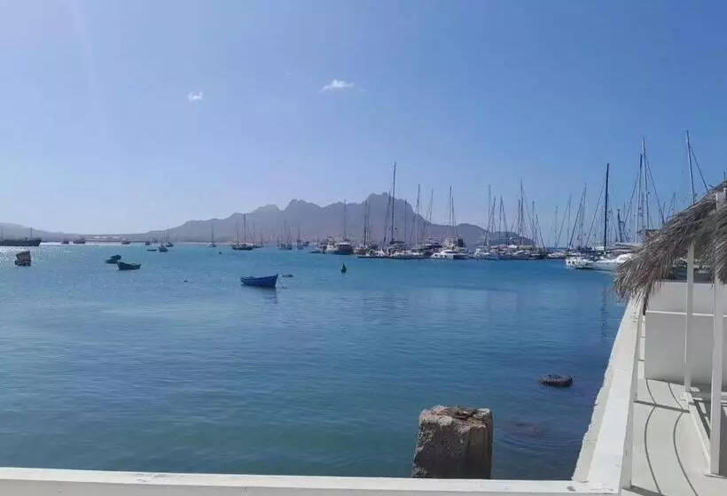 هتل Mansa Marina