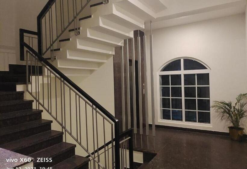 בית מלון כפרי Raja Mahal