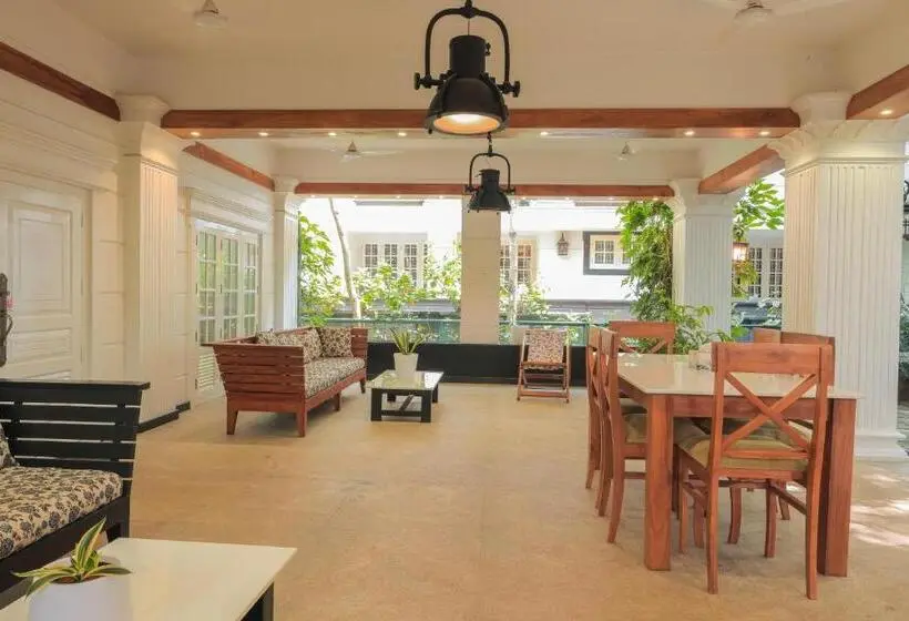 リゾートホテル Softouch Ayurveda Village Kerala