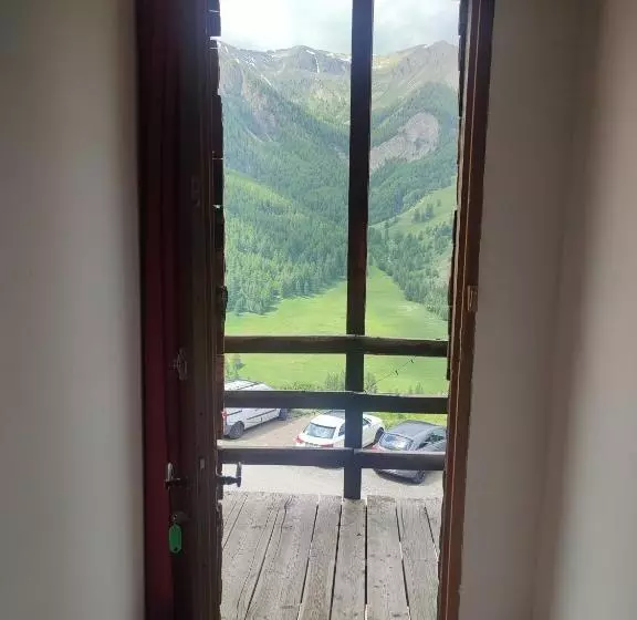 Aamiaismajoitus (B&B) õ 2040