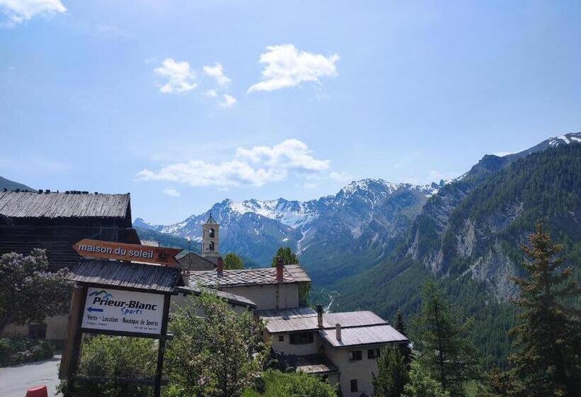 مبيت وإفطار õ 2040