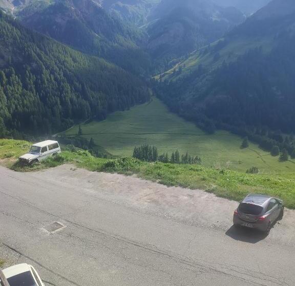 مبيت وإفطار õ 2040