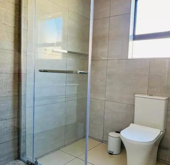 ベッドアンドブレックファースト Elson Manor Guesthouse