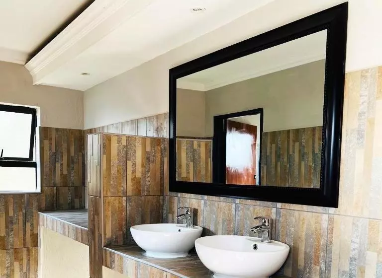 ベッドアンドブレックファースト Elson Manor Guesthouse