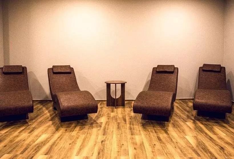 Blue Vista Hotel & Spa