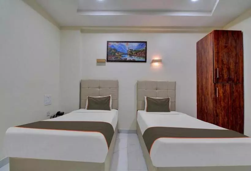 Collection O Hotel Mango Tree
