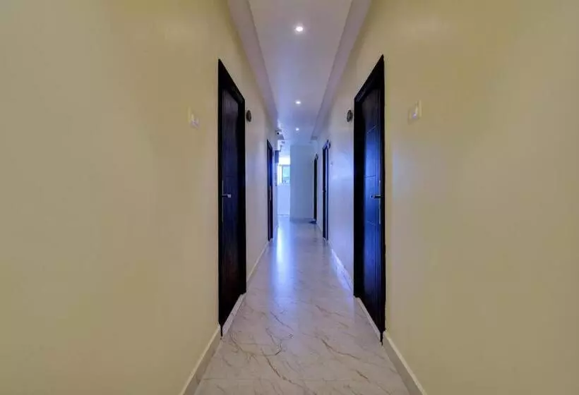 Collection O Hotel Mango Tree