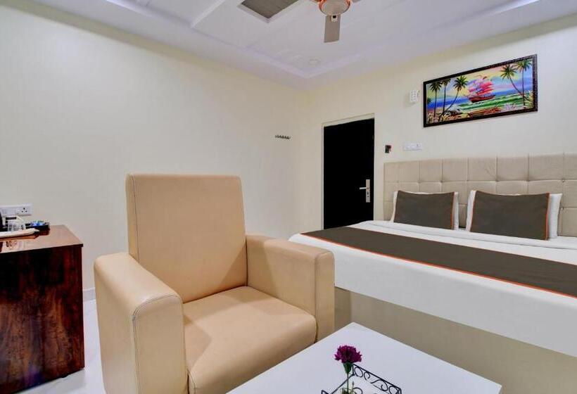 Collection O Hotel Mango Tree