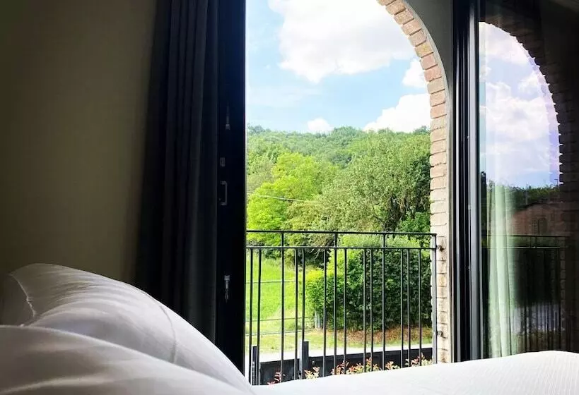 ホテル Agriturismo I Tre Colli  Rubbiano