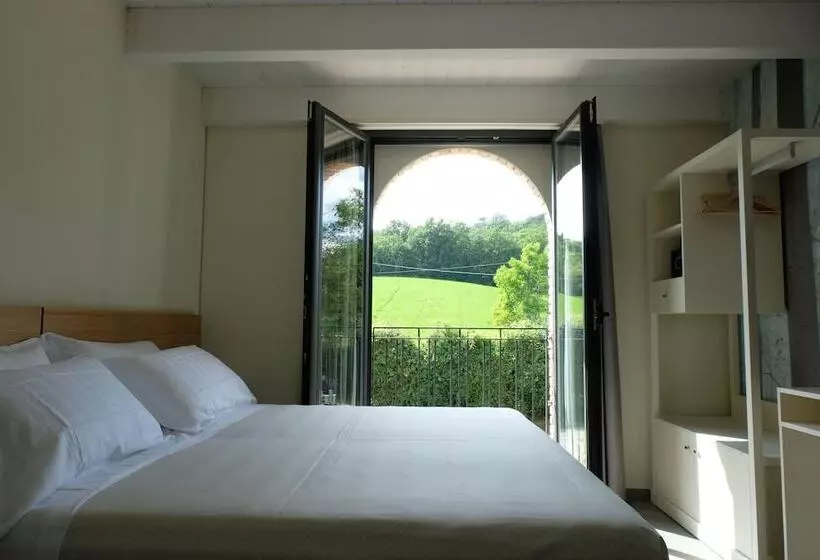 ホテル Agriturismo I Tre Colli  Rubbiano