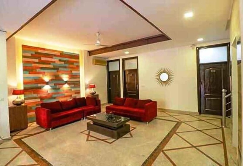 Hotel Elite Sector 45 I Gurgaon Central I Couple Friendly