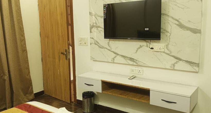 Hotel Elite Sector 45 I Gurgaon Central I Couple Friendly