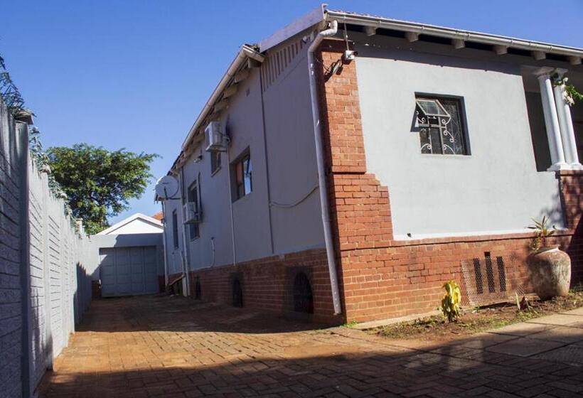 פנסיון Gielex Guest House