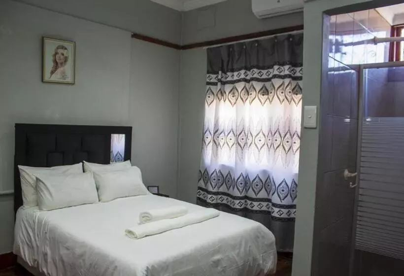 ペンション Gielex Guest House