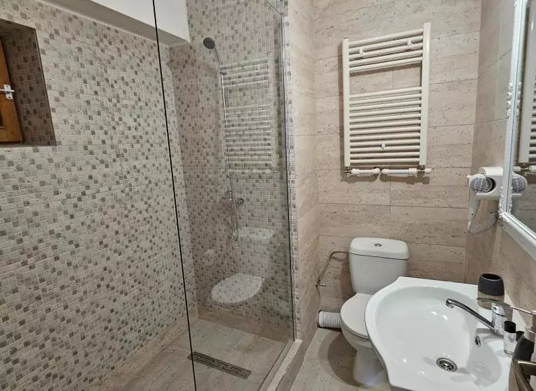 پانسیون Casa Coralia