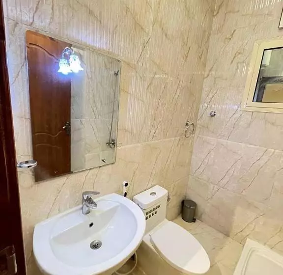 شهد الثانية للشقق المخدومة