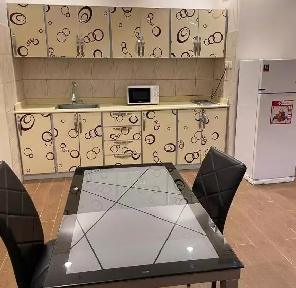 شهد الثانية للشقق المخدومة