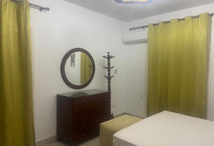 فندق جراند كليوباترا الساحل الشمالى المنتزه ك80