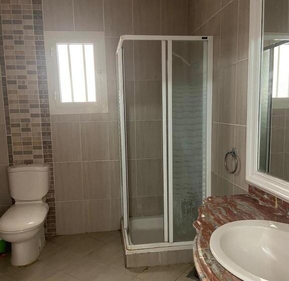 فندق جراند كليوباترا الساحل الشمالى المنتزه ك80