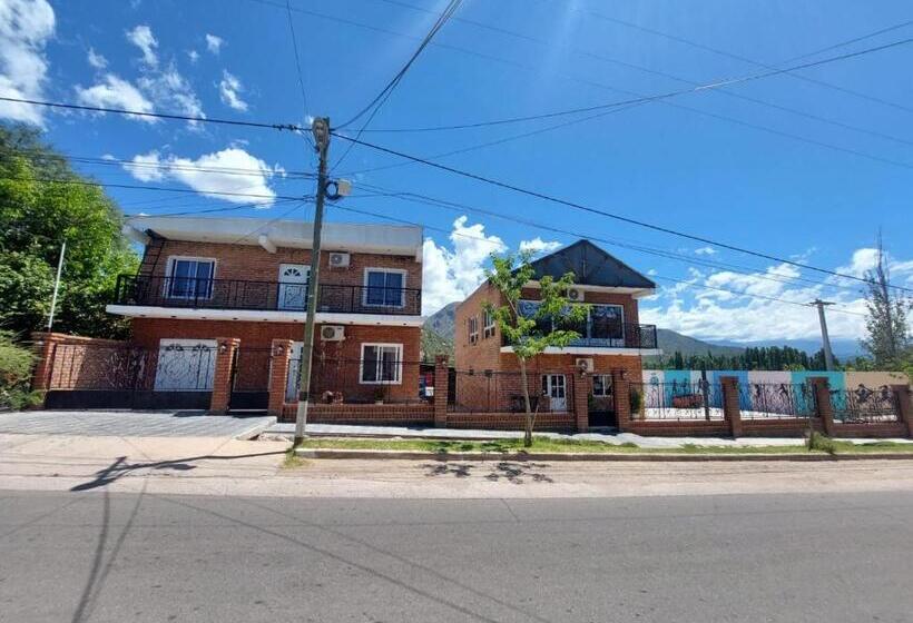 ユースホステル El Gladeador