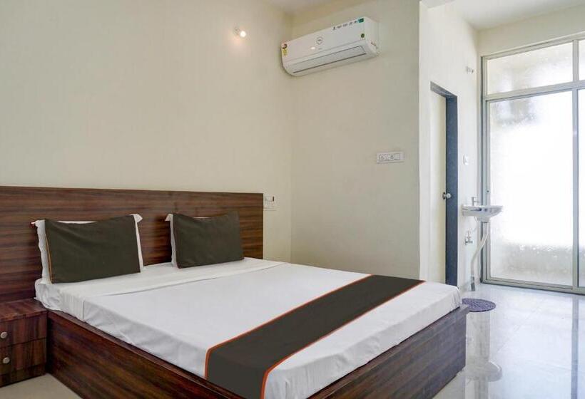 Collection O Hotel Park Inn Residency