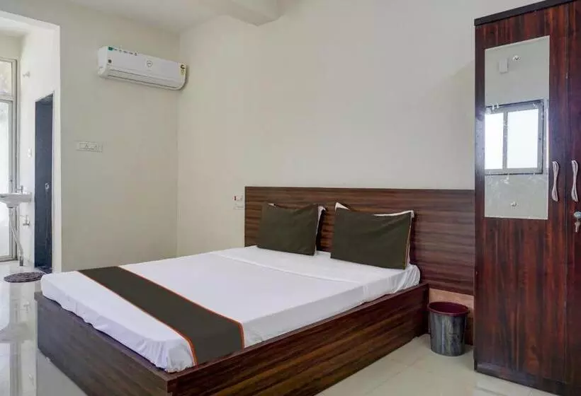 Collection O Hotel Park Inn Residency