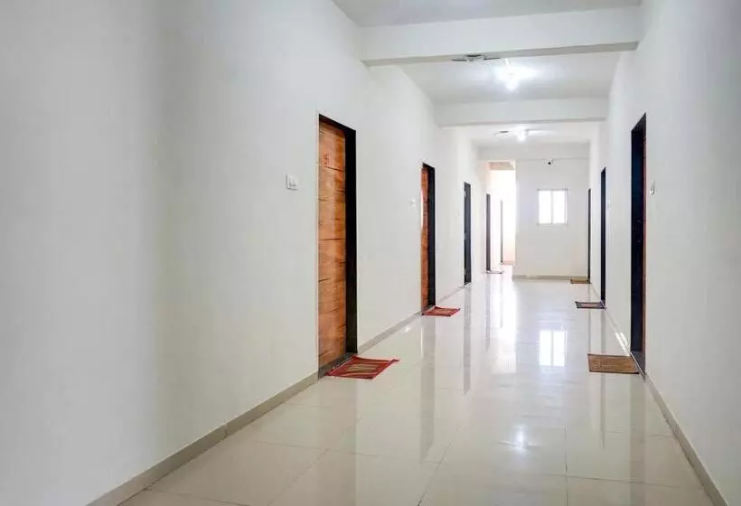 Collection O Hotel Park Inn Residency